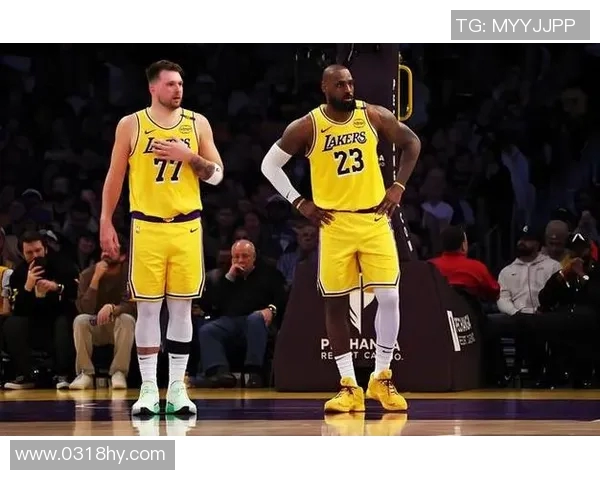 再见詹姆斯！湖人曝四巨头方案，里夫斯离队，威金斯成目标！